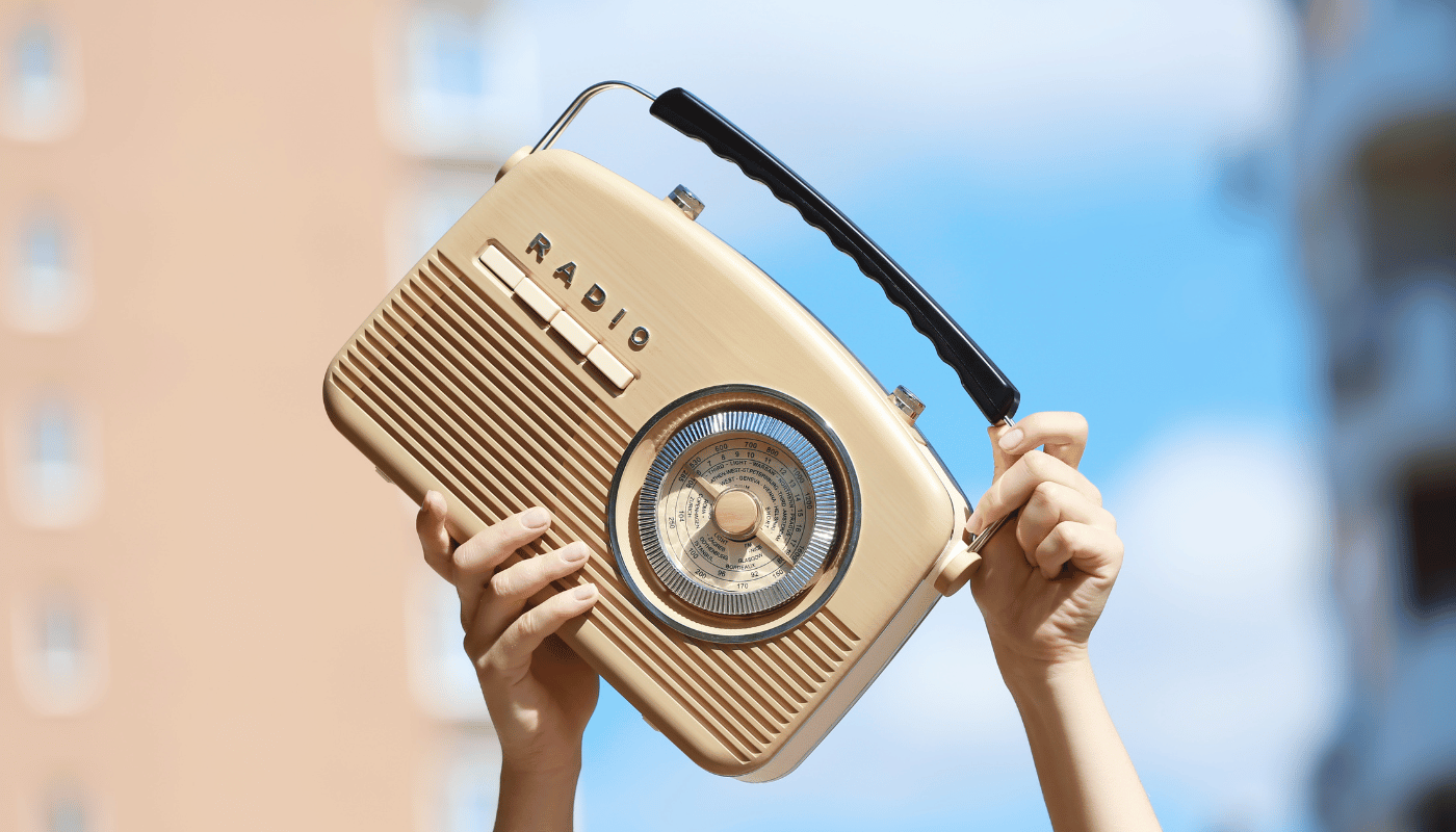 Descubre quién inventó la radio: Un viaje histórico sorprendente